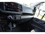 Volkswagen Crafter 35 2.0 TDI L3H3 PB Edition Camera, Cruise, Carplay, LED, Automaat, Trekhaak, Multimedia, Automaat, 140pk, Uniek!