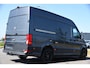 Volkswagen Crafter 35 2.0 TDI L3H3 PB Edition Camera, Cruise, Carplay, LED, Automaat, Trekhaak, Multimedia, Automaat, 140pk, Uniek!