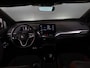 Volkswagen ID.4 Business 77 kWh 204 pk | Navigatie | Trekhaak (wegklapbaar) | Parkeersensoren | Achteruitrijcamera | Matrix LED koplampen | Apple Carplay/Android Auto |