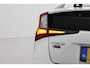 Toyota Prius 1.8 Hybrid Dynamic | Apple Carplay / Android Auto | Dodehoek detectie | Stoelverwarming | Head-up display | Keyless | Adaptive Cruise | Clima | LED | Camera | 15 inch