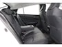 Toyota Prius 1.8 Hybrid Dynamic | Apple Carplay / Android Auto | Dodehoek detectie | Stoelverwarming | Head-up display | Keyless | Adaptive Cruise | Clima | LED | Camera | 15 inch