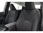 Toyota Prius 1.8 Hybrid Dynamic | Apple Carplay / Android Auto | Dodehoek detectie | Stoelverwarming | Head-up display | Keyless | Adaptive Cruise | Clima | LED | Camera | 15 inch