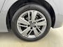 Peugeot 308 1.2 130pk Active Pack Business | Stoelverwarming | Navigatie | Lichtmetalen velgen | LED verlichting | Parkeersensoren |