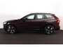 Volvo XC60 T6 Recharge AWD Plus Dark - Panorama/schuifdak - IntelliSafe Assist & Surround - 360º Camera - Harman/Kardon audio - Verwarmde voorstoelen, stuur & achterbank - Parkeersensoren voor & achter - Elektr. bedienb. voorstoelen met geheugen - Head up display - Draadloze tel. lader - Inklapbare trekhaak - 19' LMV
