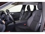 Volvo XC60 T6 Recharge AWD Plus Dark - Panorama/schuifdak - IntelliSafe Assist & Surround - 360º Camera - Harman/Kardon audio - Verwarmde voorstoelen, stuur & achterbank - Parkeersensoren voor & achter - Elektr. bedienb. voorstoelen met geheugen - Head up display - Draadloze tel. lader - Inklapbare trekhaak - 19' LMV
