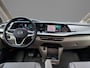 Volkswagen Multivan 1.4 218pk DSG eHybrid L2H1 Life Business · Glazen dak · Trekhaak · Camera · Elek. Schuifdeuren · Apple/Android Car Play · 7 Persoons · 18'' Inch · Garantie t/m 02-06-2028 of 100.000km