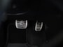 Abarth 500 Abarth Scorpionissima 42 kWh 155PK | Panoramadak | Navigatie | Sportstoelen | Alcantara Interieur | Stoelverwarming | Apple CarPlay & Android Auto