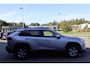 Toyota RAV4 2.5 HYBRID AWD DYNAMIC ANDROID/APPLE STOEL/VOORRUITVERW. LM-VELGEN P-SENSOREN CAMERA AD-CRUISE