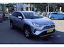 Toyota RAV4 2.5 HYBRID AWD DYNAMIC ANDROID/APPLE STOEL/VOORRUITVERW. LM-VELGEN P-SENSOREN CAMERA AD-CRUISE