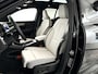 Volvo EX40 Single Motor Extended Range Ultra 82 kWh | Panoramadak | 360° camera | Harman Kardon | Stoel- en Stuurverwarming