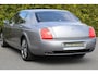 Bentley Continental Flying Spur 6.0 W12 561PK 🚀 | BTW ✔️ | Youngtimer 💎 | Leder 🛋️ | Schuifdak ☀️ | NL Auto 🇳🇱