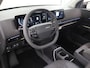 Kia EV2 Plus Advanced 42.2 kWh | Glazen schuif-/kanteldak | Harman Kardon | 18" lichtmetalen velgen | Stoel- en stuurwielverwarming |