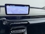Fiat 600 600e La Prima | 10,25" touchscreen radio met Bluetooth, DAB & USB | Automatische airconditioning | Extra getint glas achter