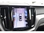 Volvo XC60 T6 Recharge AWD Plus Bright | Longe Range | Stoelverwarming | Trekhaak | BLIS | Pilot Assist | 360° Camera | Keyless