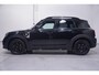 MINI Countryman Cooper SE ALL4 Classic Trim SOH 94% Apple Carplay Navi Verwarmde sportstoelen lederen bekleding Led-verlichting dakrails  PDC achter private-glas 2-zone clima-controle grootlicht-assist 17"-lmv cruise-controle private-glas Achteruitrijcamera Grootlicht assistent