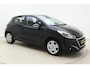 Peugeot 208 1.2 PureTech Signature | Airco | Navigatie | Parkeersensoren achter | Cruise-control | Li-metalen wielen | Lederen stuurwiel |