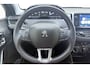 Peugeot 208 1.2 PureTech Signature | Airco | Navigatie | Parkeersensoren achter | Cruise-control | Li-metalen wielen | Lederen stuurwiel |