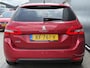 Peugeot 308 SW BWJ 2019 1.2 131 PK Blue Lease Premium NIEUWE DISTR.RIEM!! AUTOMAAT | PANORAMA | LEDER | CLIMA | ANDROID AUTO | APPLE CARPLAY | MULTIFUNCT. STUUR