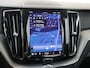 Volvo XC60 T6 AWD Ultimate Dark | Panoramadak | Trekhaak | 360 camera |