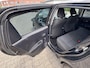 Toyota Yaris 1.5 HYBRID ASPIRATION TREKHAAK CLIMA CRUISE CAMERA BLUETOOTH 15'' LM-VELGEN NL-AUTO PRIVACY GLASS