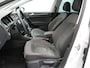 Volkswagen Golf 1.5 TSI 150 PK Highline Business R | LED | Navigatie | Parkeersensoren | Climate Control | Stoelverwarming |