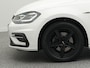 Volkswagen Golf 1.5 TSI 150 PK Highline Business R | LED | Navigatie | Parkeersensoren | Climate Control | Stoelverwarming |