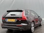 Volvo V60 BWJ 2021 2.0 B4 200 PK Momentum Advantage AUTOMAAT | NAVI | CLIMA | CRUISE | CARPLAY & ANDROID | LANE ASSIST | DAB | PDC | LMV