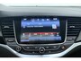 Opel Astra Sports Tourer 1.4 Innovation | Lederen bekleding | Stoelverwarming en stoel koeling | Climate control | Navigatie pakket | Camera achter | Electrische achterklep | Uniek mooie auto met alle denkbare opties | 150 pk | Schuif kanteldak |