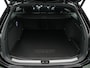 Volkswagen Passat Variant R-Line 1.5 eHybrid 204 PK | LED Matrix IQ | Side Assist | DCC | Panoramadak | Akoestisch Glas | Trekhaak | Elek. Kofferklep | Achteruitrijcamera |