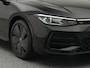 Volkswagen Passat Variant R-Line 1.5 eHybrid 204 PK | LED Matrix IQ | Side Assist | DCC | Panoramadak | Akoestisch Glas | Trekhaak | Elek. Kofferklep | Achteruitrijcamera |