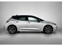 Toyota Corolla 1.8 Hybrid Executive Limited + | Dealer Onderhouden | Trekhaak | Stoel+stuurverwarming | Parkeersensoren Voor+achter met assistent | Navigatie | Apple CarPlay/Android Auto | Cruise Control Adaptive | Climate Control |