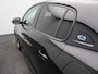 Peugeot e-208 EV Allure Pack 50 kWh 91% SOH | Stoelverwarming | Camera | Parkeersenoren | Climate Control | Groot Navigatiescherm | Aple Carplay/Android Auto | Cruise Control | 16" Lichtmetalen Velgen