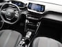 Peugeot e-208 EV Allure Pack 50 kWh 91% SOH | Stoelverwarming | Camera | Parkeersenoren | Climate Control | Groot Navigatiescherm | Aple Carplay/Android Auto | Cruise Control | 16" Lichtmetalen Velgen