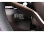 Skoda Karoq 1.5 TSI DSG Sportline Business Panoramadak Navigatie Camera LED Trekhaak Stoelverwarming