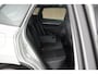 Skoda Karoq 1.5 TSI DSG Sportline Business Panoramadak Navigatie Camera LED Trekhaak Stoelverwarming