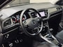 Volkswagen T-Roc 1.5 TSI Active | 17" | CarPlay | Stoelverw. |