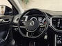 Volkswagen T-Roc 1.5 TSI Active | 17" | CarPlay | Stoelverw. |