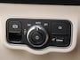 Mercedes-Benz GLB 250 Premium Plus / Panoramadak/ Memory/ Sfeerverlichting/ DISTRONIC/
