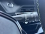 Peugeot 2008 GT 1.2 Hybrid 145pk e-DCS6 | ALCANTARA | MASSAGE STOELEN | NAVI | ADAPTIVE CRUISE CONTROL | 360 CAMERA'S | STOELVERW. | KEYLESS ENTRY | DODEHOEK BEW.