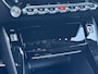 Peugeot 2008 GT 1.2 Hybrid 145pk e-DCS6 | ALCANTARA | MASSAGE STOELEN | NAVI | ADAPTIVE CRUISE CONTROL | 360 CAMERA'S | STOELVERW. | KEYLESS ENTRY | DODEHOEK BEW.