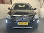 Volvo XC60 2.4 D4 AWD MOMENTUM AUTOMAAT NAVIGATIE CRUISE CONTROL CLIMATE CONTROL BLUETOOTH TELEFOON MEDIA VOORBEREIDING 17" LICHTMETALEN VELGEN AFNEEMBARE TREKHAAK ZEER MOOI !!