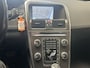 Volvo XC60 2.4 D4 AWD MOMENTUM AUTOMAAT NAVIGATIE CRUISE CONTROL CLIMATE CONTROL BLUETOOTH TELEFOON MEDIA VOORBEREIDING 17" LICHTMETALEN VELGEN AFNEEMBARE TREKHAAK ZEER MOOI !!