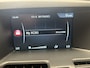 Volvo XC60 2.4 D4 AWD MOMENTUM AUTOMAAT NAVIGATIE CRUISE CONTROL CLIMATE CONTROL BLUETOOTH TELEFOON MEDIA VOORBEREIDING 17" LICHTMETALEN VELGEN AFNEEMBARE TREKHAAK ZEER MOOI !!
