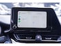 Toyota C-HR / C-HR+ 2.0 Hybrid Dynamic Team Duitsland Apple-carplay 18"-lmv Led-verlichting Camera DAB-ontvangst stoel-verwarming lane-assist cruise-controle inparkeerhulp Climate-controle mistlampen voor PDC v+a private-glas