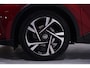 Toyota C-HR / C-HR+ 2.0 Hybrid Dynamic Team Duitsland Apple-carplay 18"-lmv Led-verlichting Camera DAB-ontvangst stoel-verwarming lane-assist cruise-controle inparkeerhulp Climate-controle mistlampen voor PDC v+a private-glas