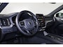 Volvo XC60 T6 Recharge AWD Ultra Black Edition - Panorama/schuifdak - IntelliSafe Assist & Surround - 360º Camera - Harman/Kardon audio - Adaptieve LED koplampen - Verwarmde voorstoelen, stuur & achterbank - Parkeersensoren voor & achter - Elektr. bedienb. voorstoelen met geheugen - Head up display - Draadloze tel. lader - Extra getint glas - Inklapbare trekhaak - 21' LMV