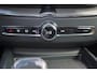 Volvo XC60 T6 Recharge AWD Ultra Black Edition - Panorama/schuifdak - IntelliSafe Assist & Surround - 360º Camera - Harman/Kardon audio - Adaptieve LED koplampen - Verwarmde voorstoelen, stuur & achterbank - Parkeersensoren voor & achter - Elektr. bedienb. voorstoelen met geheugen - Head up display - Draadloze tel. lader - Extra getint glas - Inklapbare trekhaak - 21' LMV
