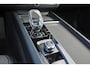 Volvo XC60 T6 Recharge AWD Ultra Black Edition - Panorama/schuifdak - IntelliSafe Assist & Surround - 360º Camera - Harman/Kardon audio - Adaptieve LED koplampen - Verwarmde voorstoelen, stuur & achterbank - Parkeersensoren voor & achter - Elektr. bedienb. voorstoelen met geheugen - Head up display - Draadloze tel. lader - Extra getint glas - Inklapbare trekhaak - 21' LMV