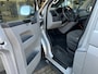 Volkswagen Transporter 2.0 TDI L1H1 DC Dubbele schuifdeur Airco Cruise controle Trekhaak 2200kg trekgewicht Navigatiesysteem Sitebars Telefoonverbinding 5-Persoons Zie foto voor onderhoudshistorie!! Euro 5