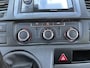 Volkswagen Transporter 2.0 TDI L1H1 DC Dubbele schuifdeur Airco Cruise controle Trekhaak 2200kg trekgewicht Navigatiesysteem Sitebars Telefoonverbinding 5-Persoons Zie foto voor onderhoudshistorie!! Euro 5